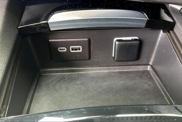 Photo of 2021 Dark Moon Blue Metallic Buick Envision