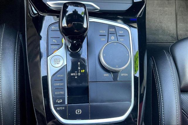 Photo of 2022 Alpine White BMW X3