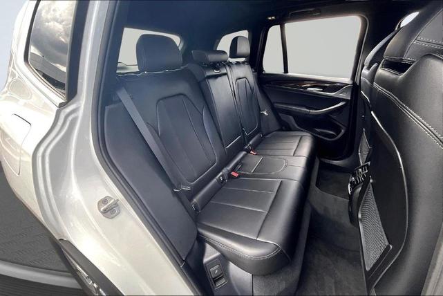 Photo of 2022 Alpine White BMW X3
