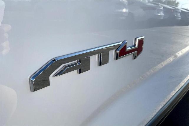 Photo of 2026 Summit White GMC Terrain