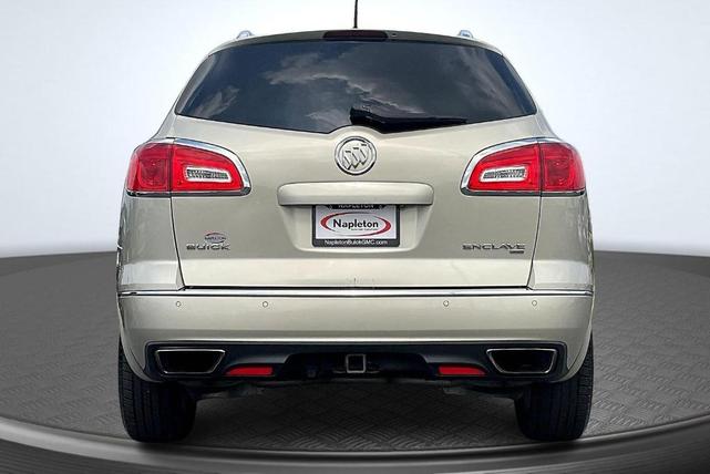 Photo of 2015 Champagne Silver Buick Enclave