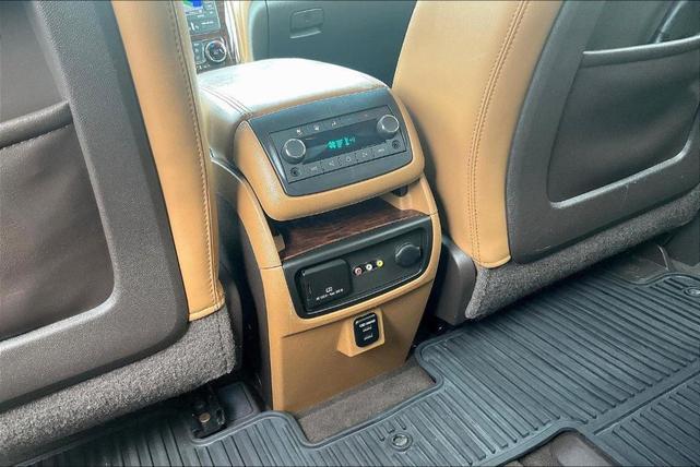 Photo of 2015 Champagne Silver Buick Enclave