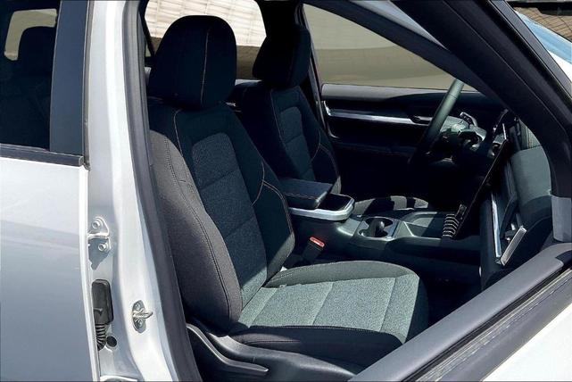 Photo of 2026 Summit White GMC Terrain