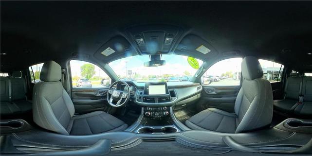 Photo of 2022 Summit White GMC Yukon XL