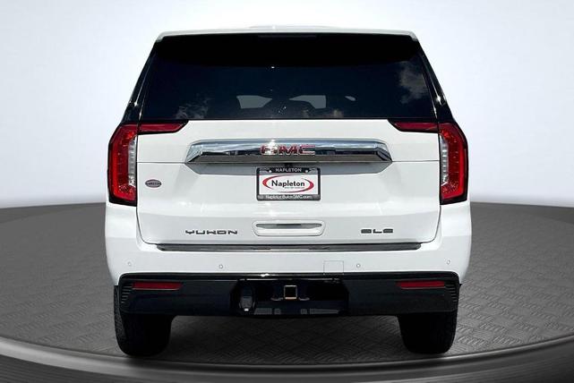 Photo of 2022 Summit White GMC Yukon XL