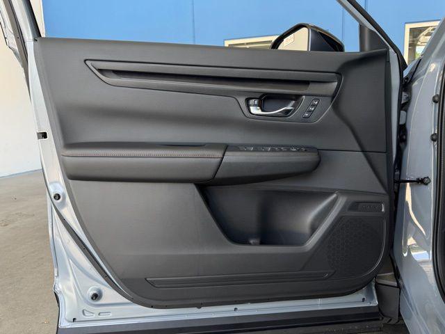 Photo of 2026 Urban Gray Pearl Honda CR-V Hybrid