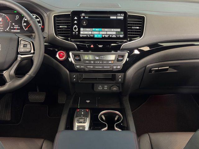 Photo of 2025 Sonic Gray Pearl Honda Ridgeline