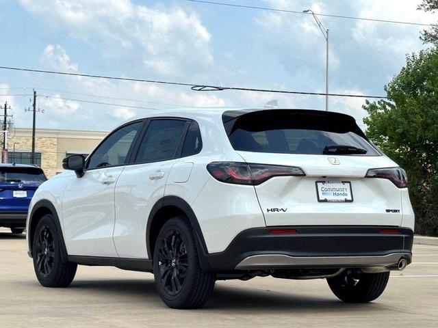 Photo of 2026 Platinum White Pearl Honda HR-V