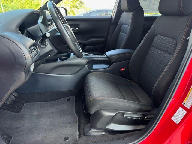 Photo of 2023 Milano Red Honda HR-V
