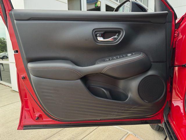 Photo of 2023 Milano Red Honda HR-V