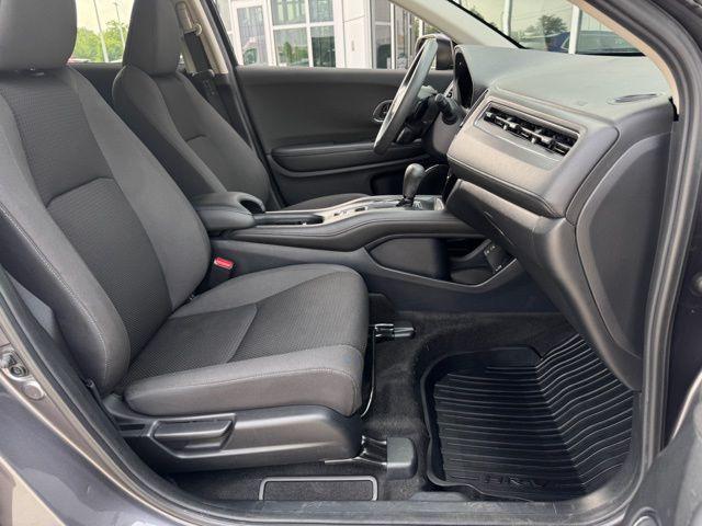 Photo of 2022 Modern Steel Metallic Honda HR-V