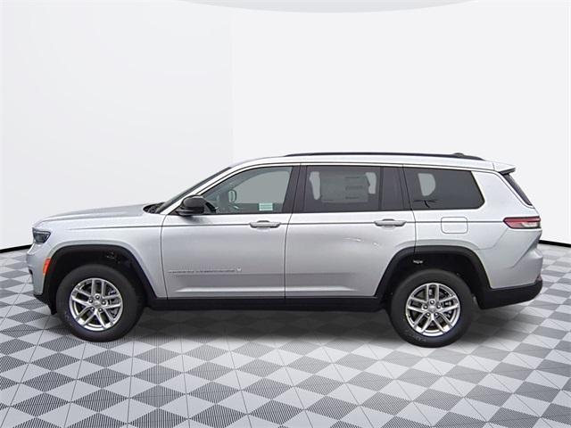 Photo of 2025 Silver Zynith Jeep Grand Cherokee L