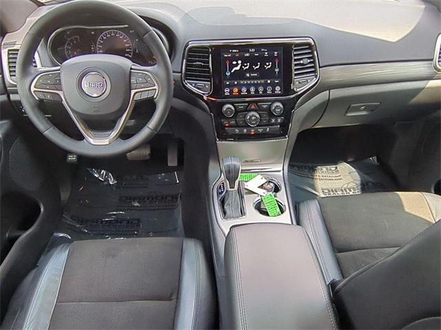 Photo of 2021 Diamond Black Jeep Grand Cherokee