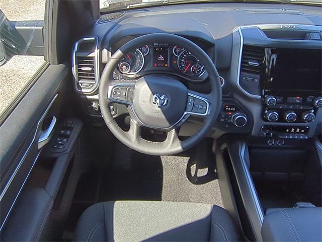 Photo of 2025 Granite Crystal Clearcoat Metallic RAM 1500