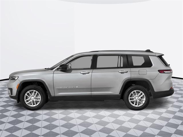 Photo of 2025 Silver Jeep Grand Cherokee L