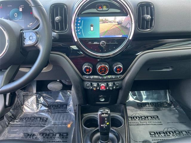 Photo of 2022 Island Blue Metallic MINI Countryman