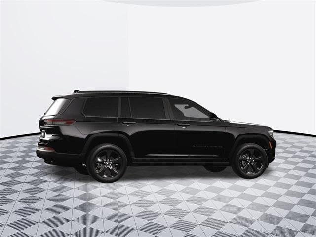 Photo of 2025 Diamond Black Jeep Grand Cherokee L
