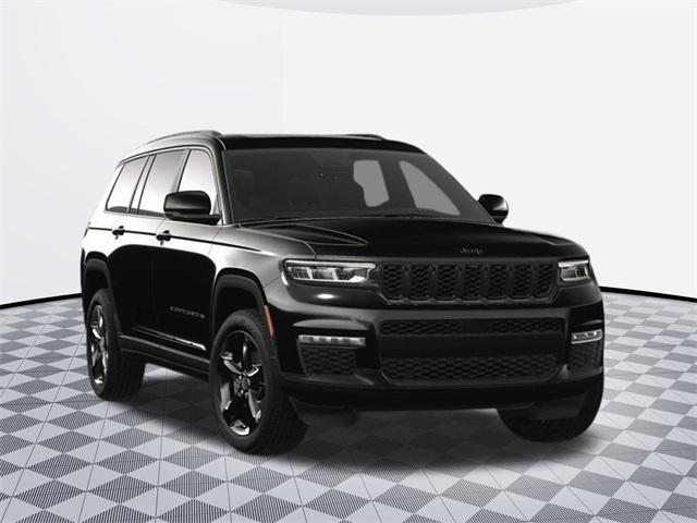 Photo of 2025 Diamond Black Jeep Grand Cherokee L
