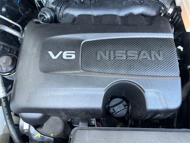 Photo of 2022 Deep Ocean Blue Nissan Pathfinder