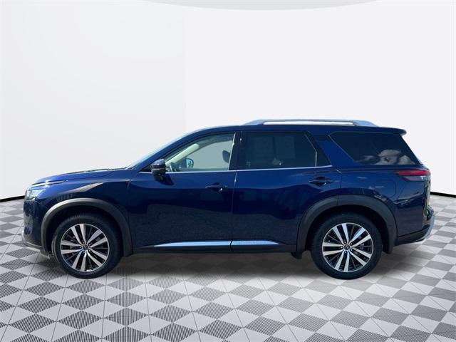 Photo of 2022 Deep Ocean Blue Nissan Pathfinder