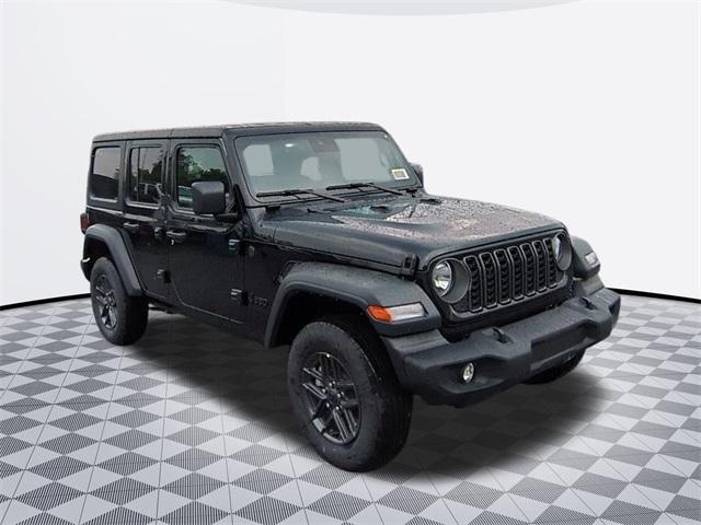 Photo of 2025 Black Clearcoat Jeep Wrangler