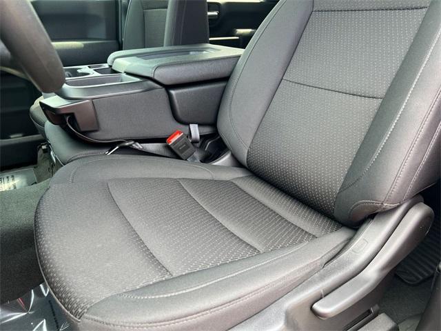 Photo of 2024 Summit White Chevrolet Silverado 2500