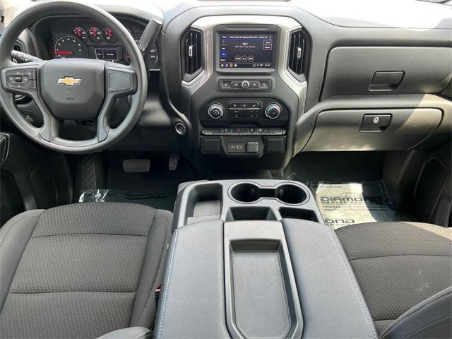 Photo of 2024 Summit White Chevrolet Silverado 2500