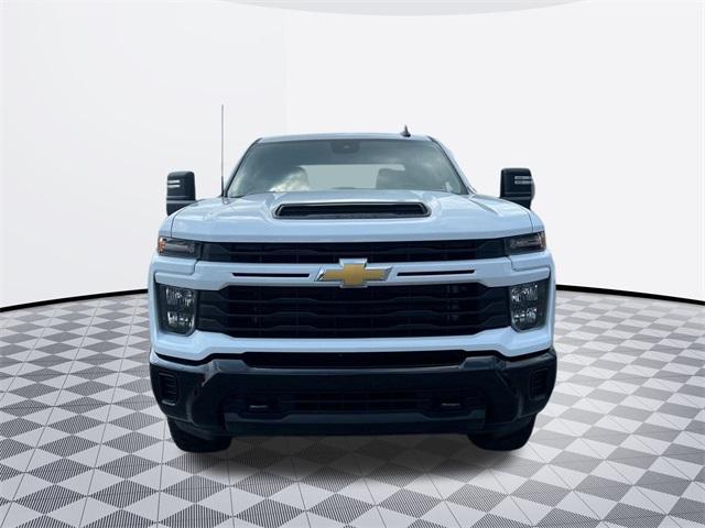 Photo of 2024 Summit White Chevrolet Silverado 2500