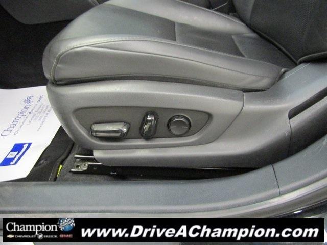 Photo of 2021 Gray Lexus ES 350