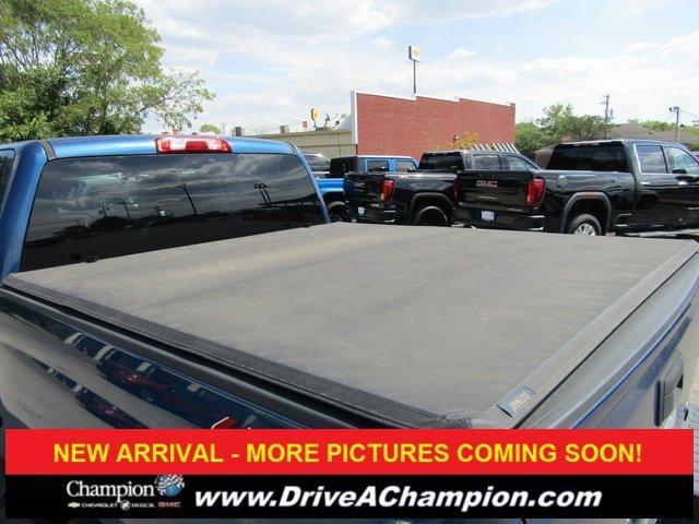 Photo of 2018 Blue Chevrolet Silverado 1500