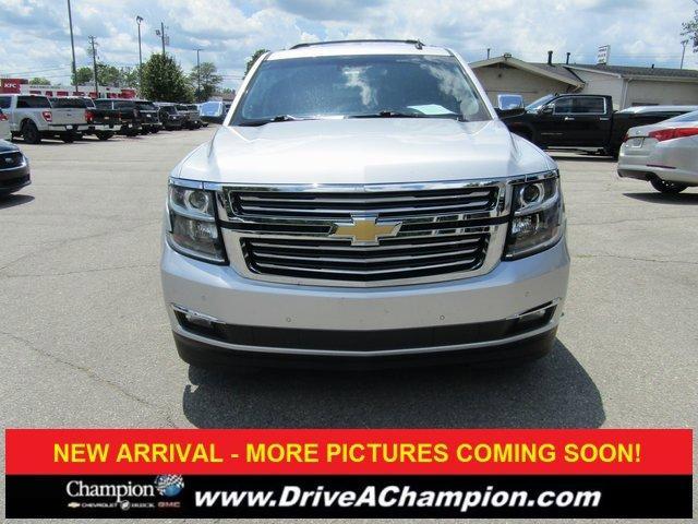 Photo of 2015 Gray Chevrolet Suburban