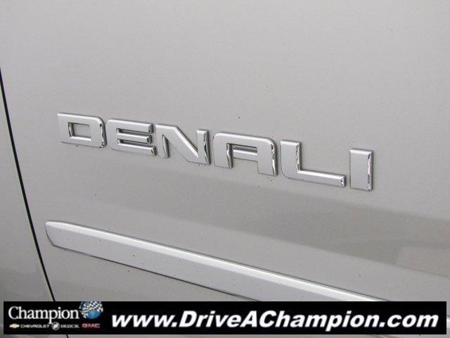Photo of 2020 Gray GMC Yukon XL