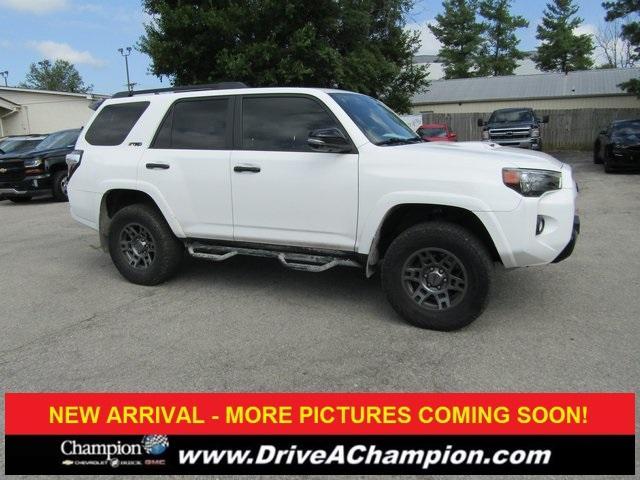 Photo of 2020 White Toyota 4Runner