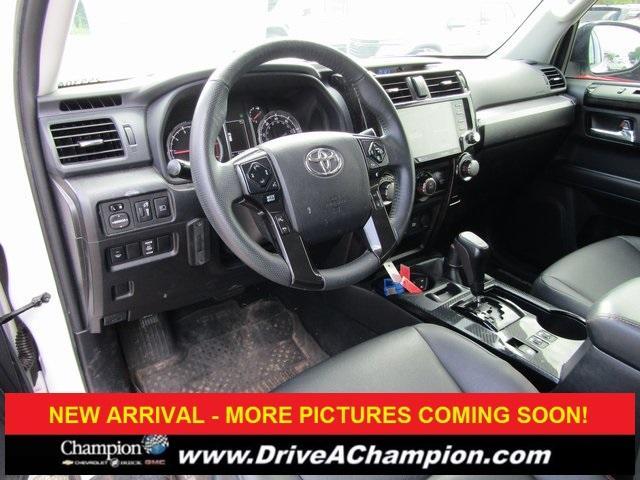 Photo of 2020 White Toyota 4Runner