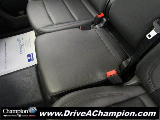 Photo of 2024 White GMC Sierra 2500