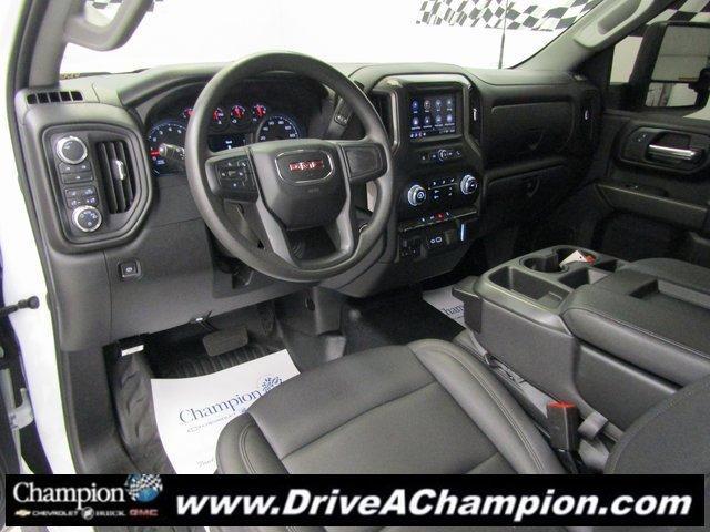 Photo of 2024 White GMC Sierra 2500