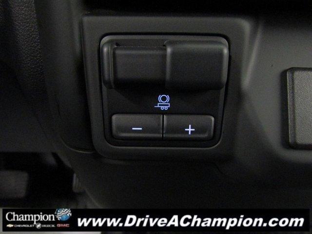 Photo of 2024 White GMC Sierra 2500