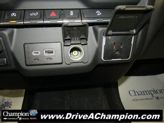 Photo of 2024 White Chevrolet Silverado 1500