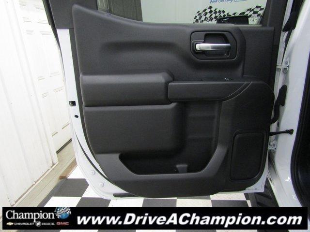 Photo of 2024 White Chevrolet Silverado 1500