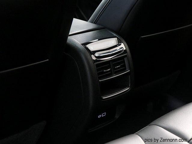 Photo of 2024 Midnight Sky Metallic Cadillac XT5