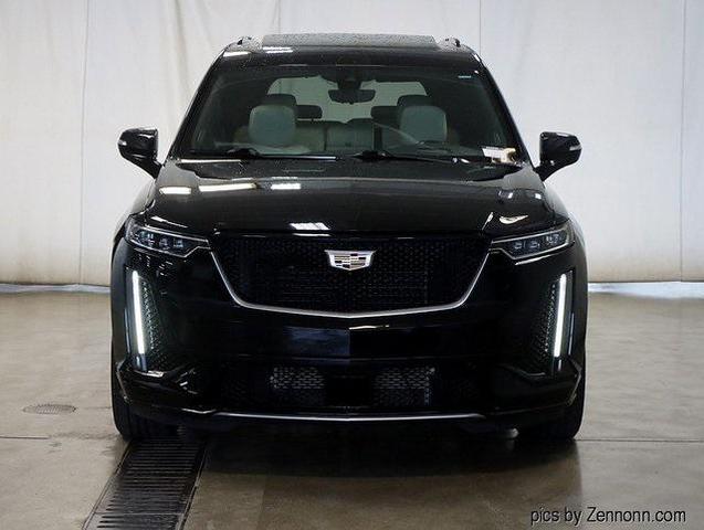 Photo of 2022 Stellar Black Metallic Cadillac XT6