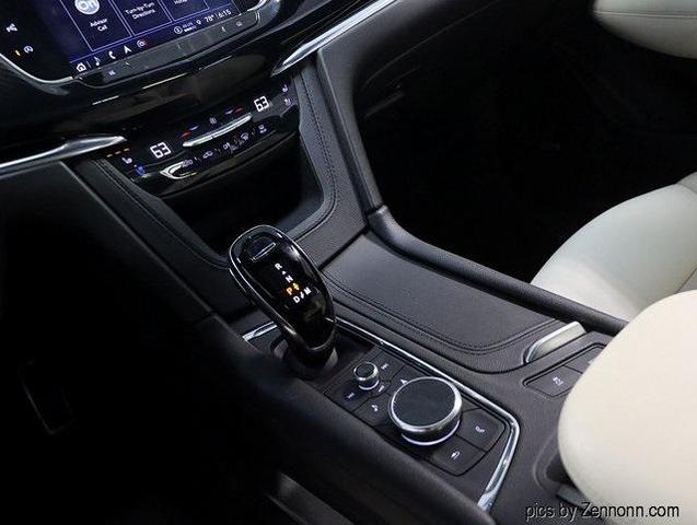 Photo of 2022 Stellar Black Metallic Cadillac XT6