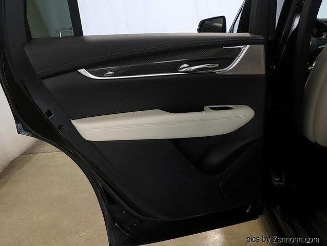Photo of 2022 Stellar Black Metallic Cadillac XT6