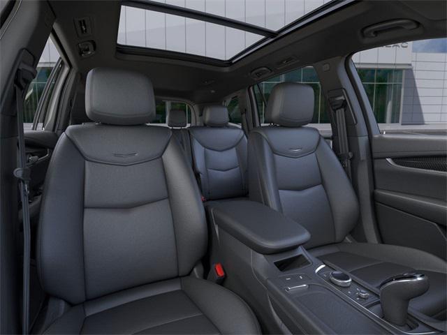 Photo of 2025 Crystal White Tricoat Cadillac XT6