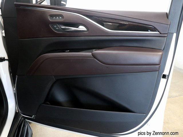 Photo of 2021 Crystal White Tricoat Cadillac Escalade