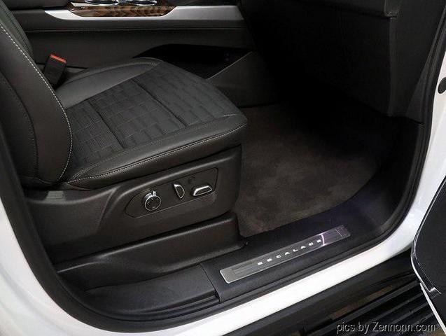 Photo of 2025 Crystal White Tricoat Cadillac Escalade ESV
