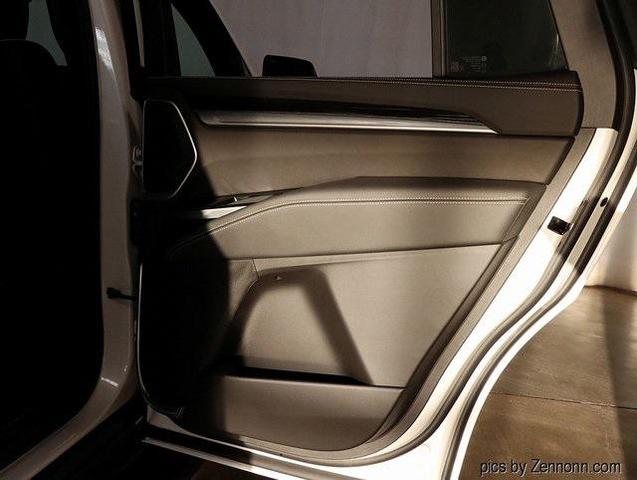 Photo of 2025 Crystal White Tricoat Cadillac Escalade