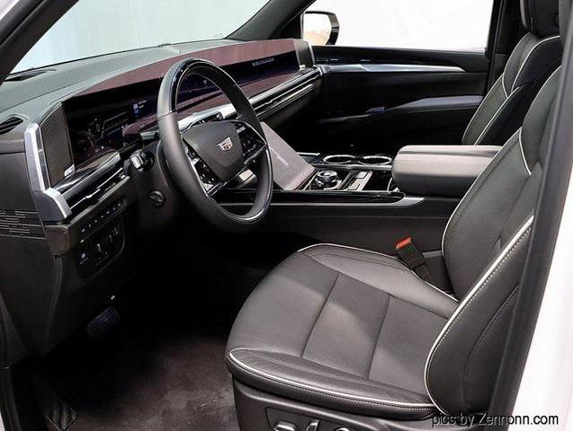 Photo of 2025 Crystal White Tricoat Cadillac Escalade
