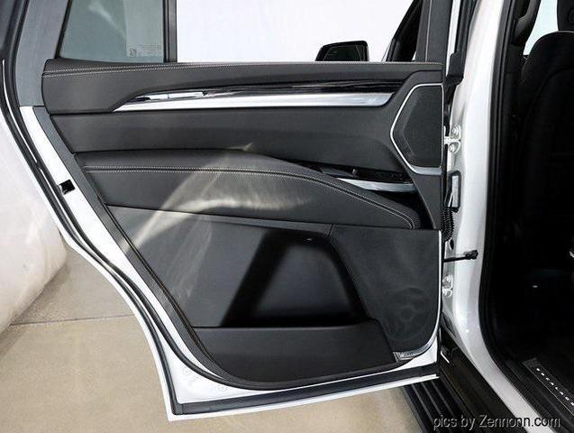 Photo of 2025 Crystal White Tricoat Cadillac Escalade