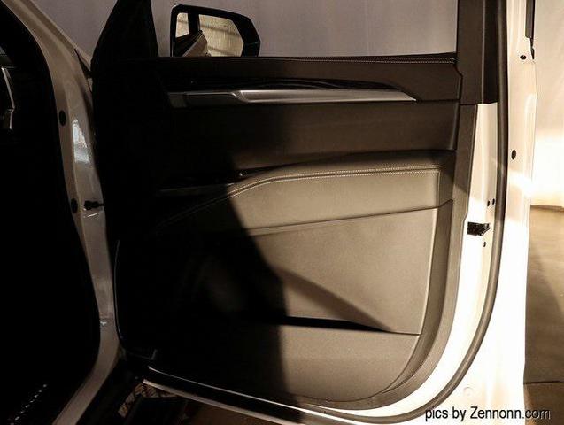 Photo of 2025 Crystal White Tricoat Cadillac Escalade